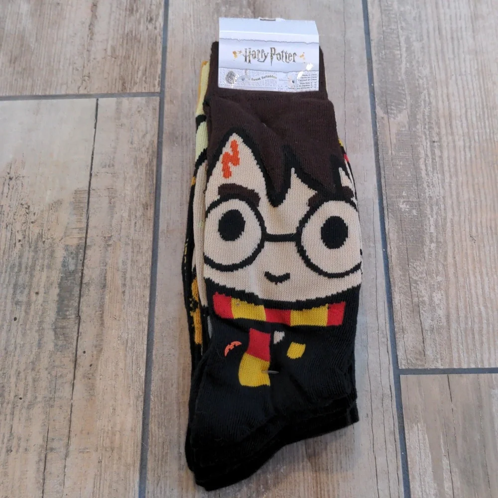 NWT Set of 5 Harry Potter Character Themed Crew Socks, Shoe Size 6-12